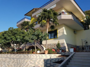 Villa Meminaj Vlore Sea view and Garden Vlore